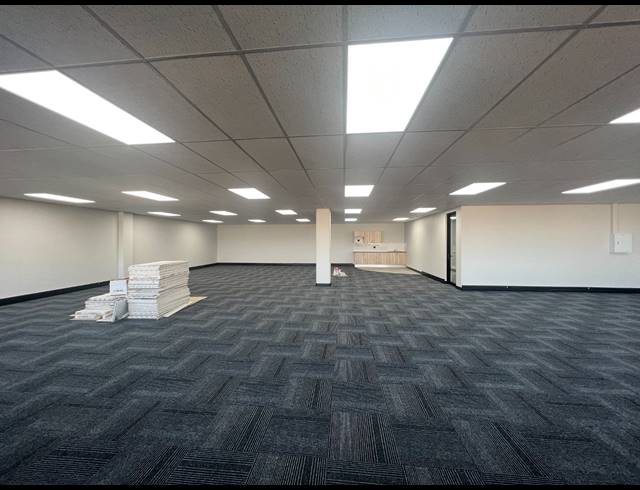 393M² OFFICE TO LET IN ROSEBANK